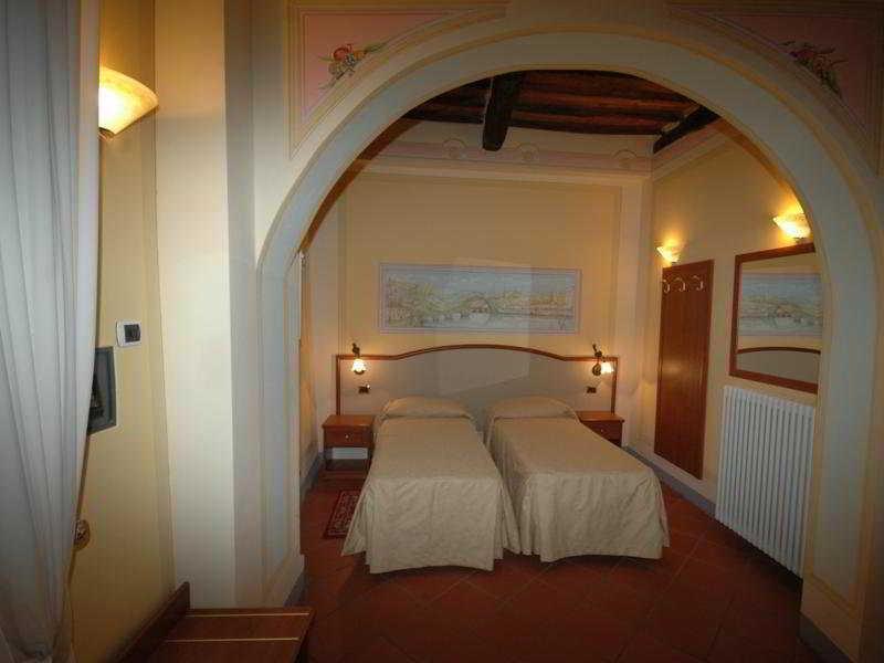 Dimora Dei Guelfi Luxury Rooms Lucca Dış mekan fotoğraf