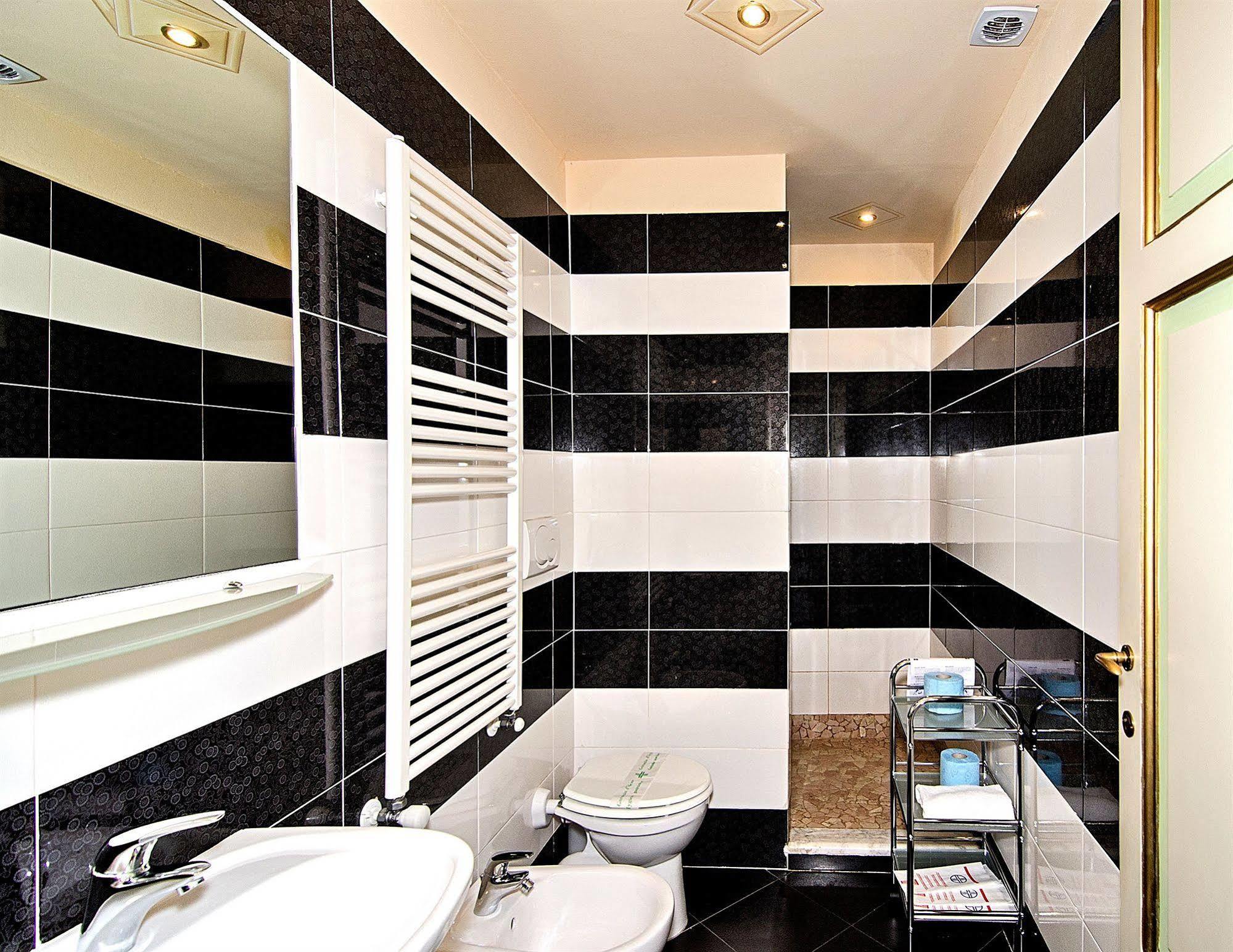 Dimora Dei Guelfi Luxury Rooms Lucca Dış mekan fotoğraf