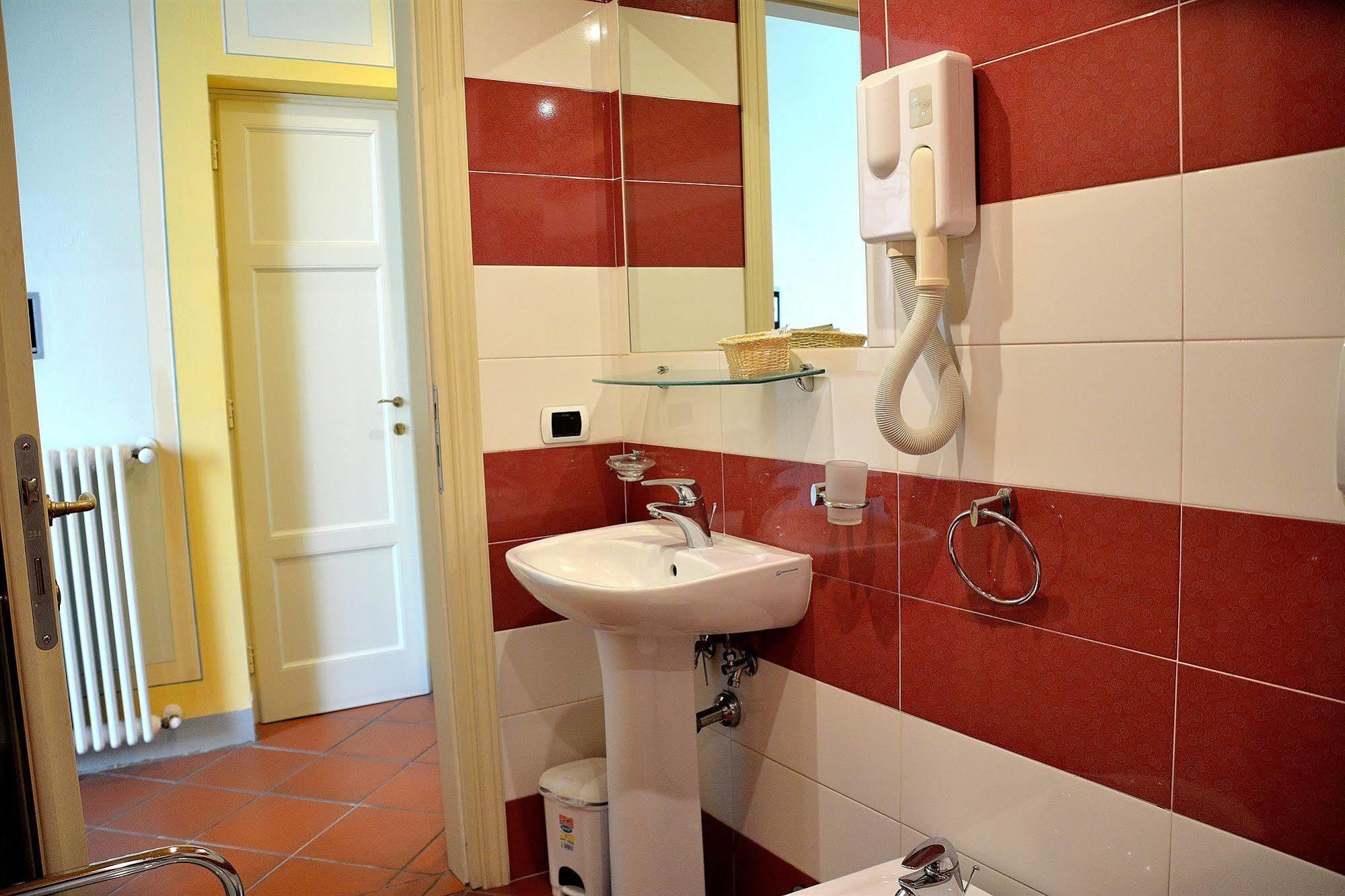 Dimora Dei Guelfi Luxury Rooms Lucca Dış mekan fotoğraf