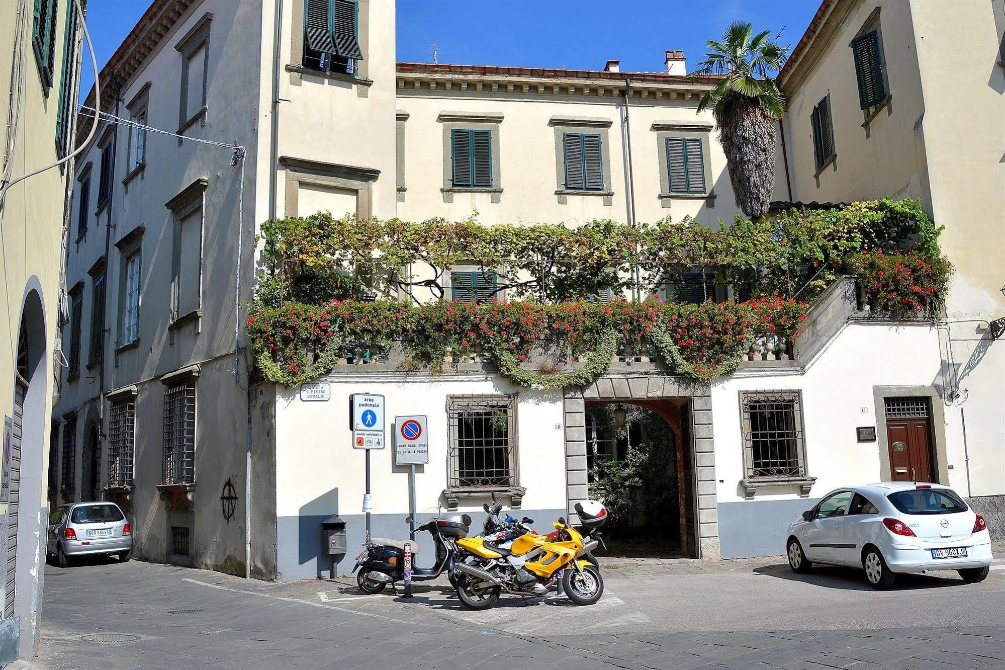 Dimora Dei Guelfi Luxury Rooms Lucca Dış mekan fotoğraf